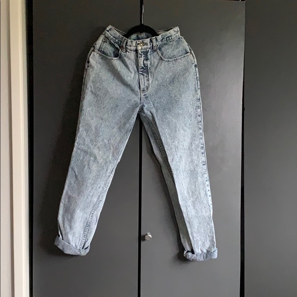 90s High Waisted Mom Jeans - Picture 1 of 2